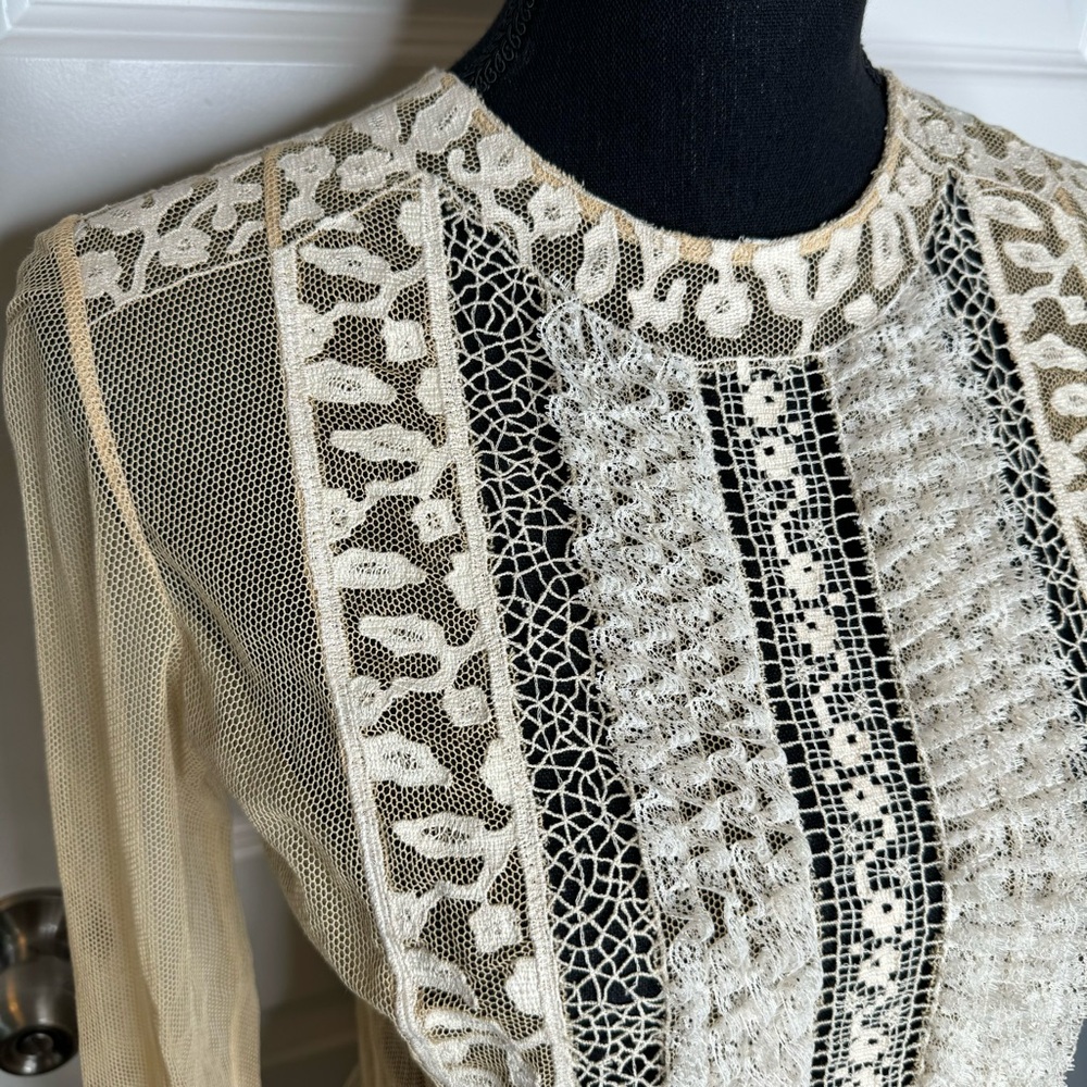 Oscar de la Renta Vintage Lace Mesh Ruffle Top in Ivory Women's Size 10 - Picture 2 of 12